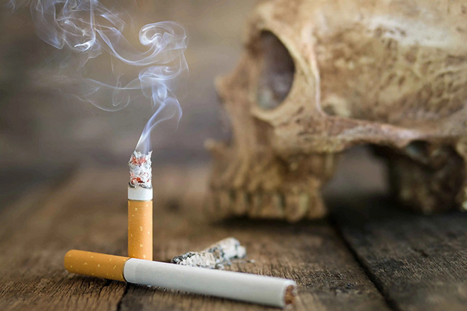 香烟里的尼古丁并不致癌，吸烟有害健康是错的？